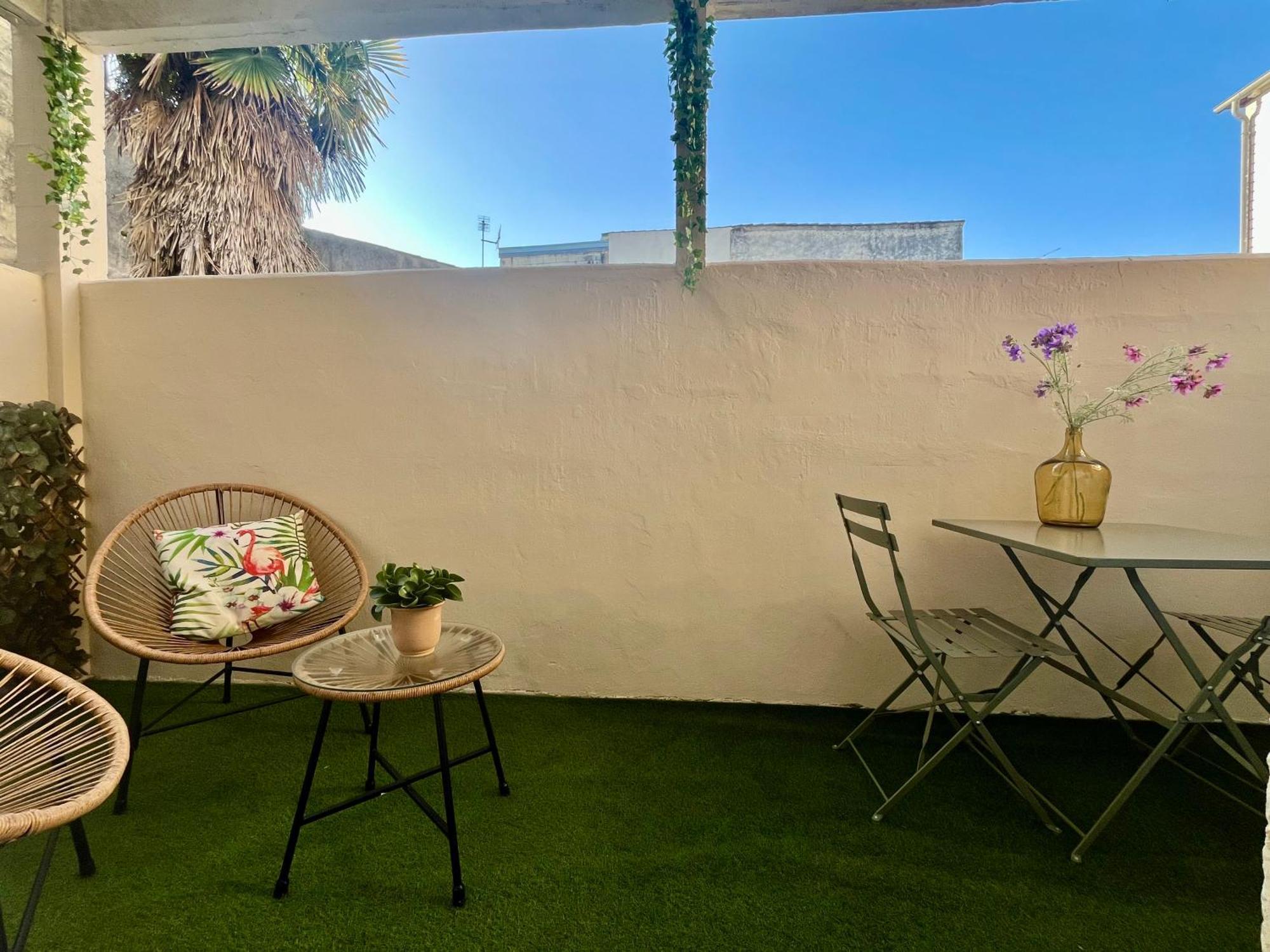 Ferienwohnung Escapade Vintage Avec Terrasse En Centre Historique La Rochelle  Exterior foto