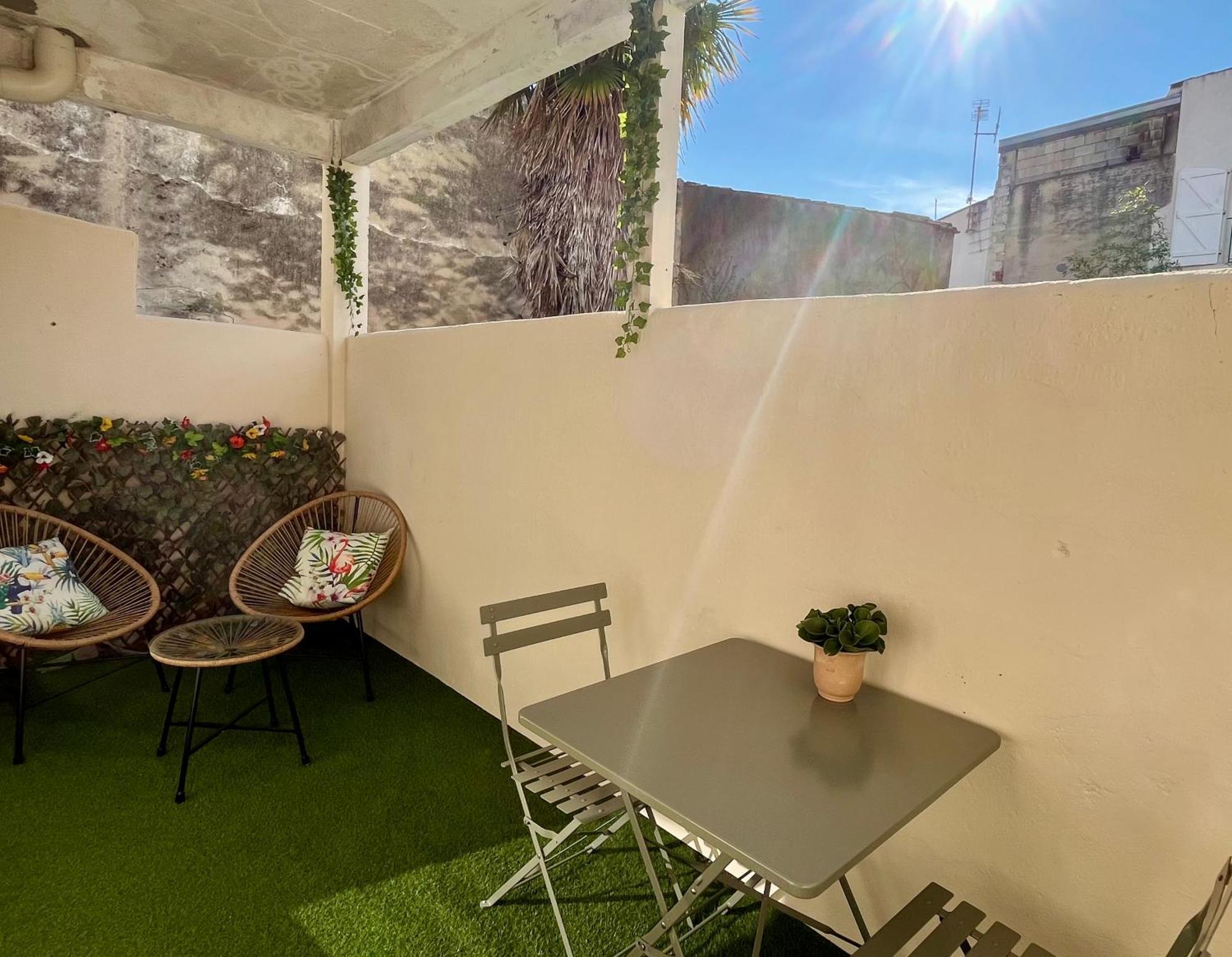 Ferienwohnung Escapade Vintage Avec Terrasse En Centre Historique La Rochelle  Exterior foto